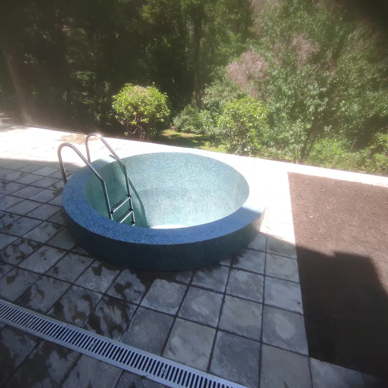 Уютный дом в тихом месте