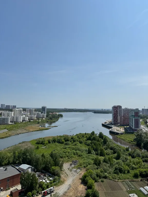 Квартира Квартира Абсолютно новая, стильная студия с видом на пруд, у ГЛК и аквапарка — Екатеринбург