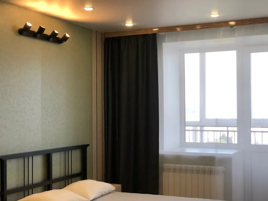 Студия возле ТЦ Изумрудный город