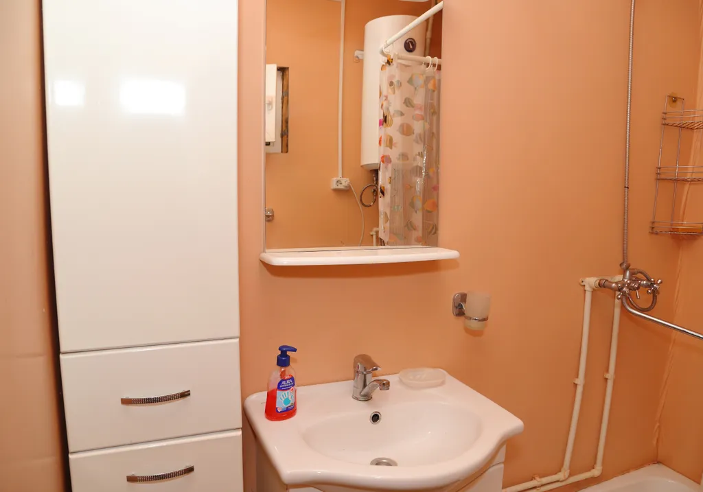 Стандарт с печкой рядом с рекой Волга