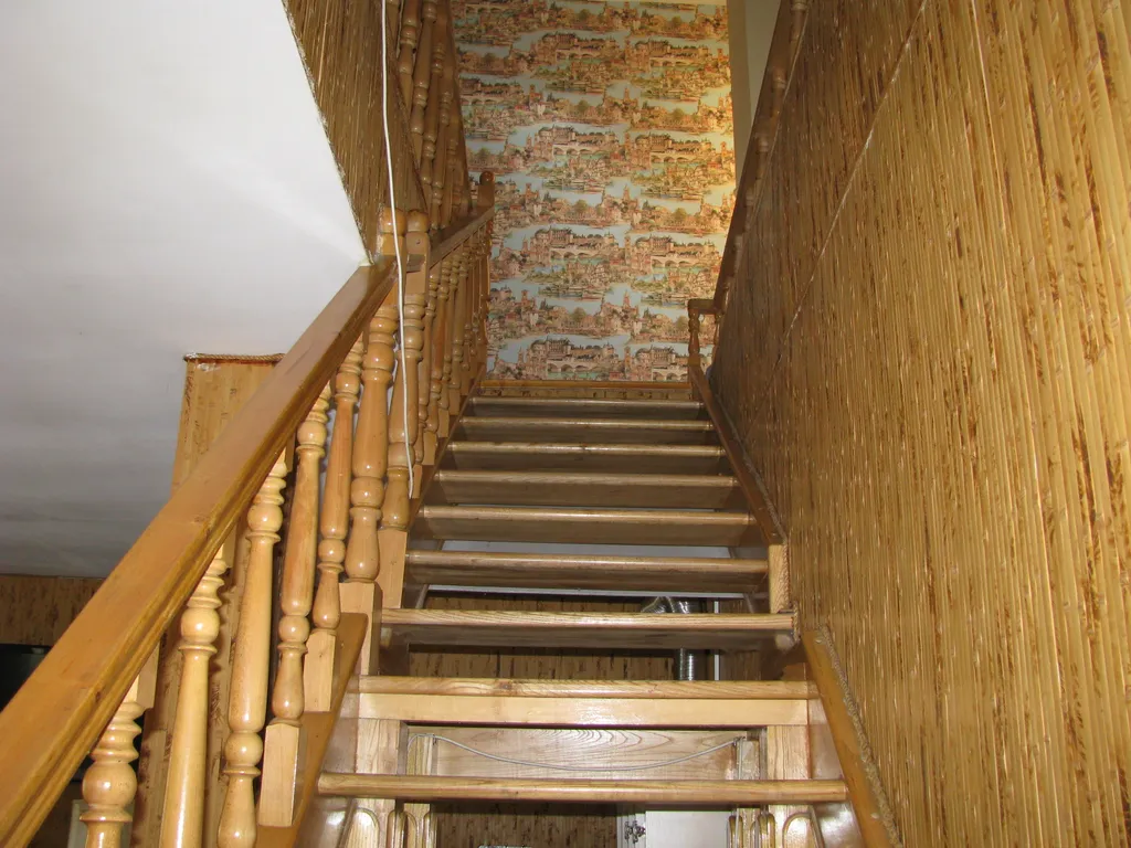 6-комнатный Дом