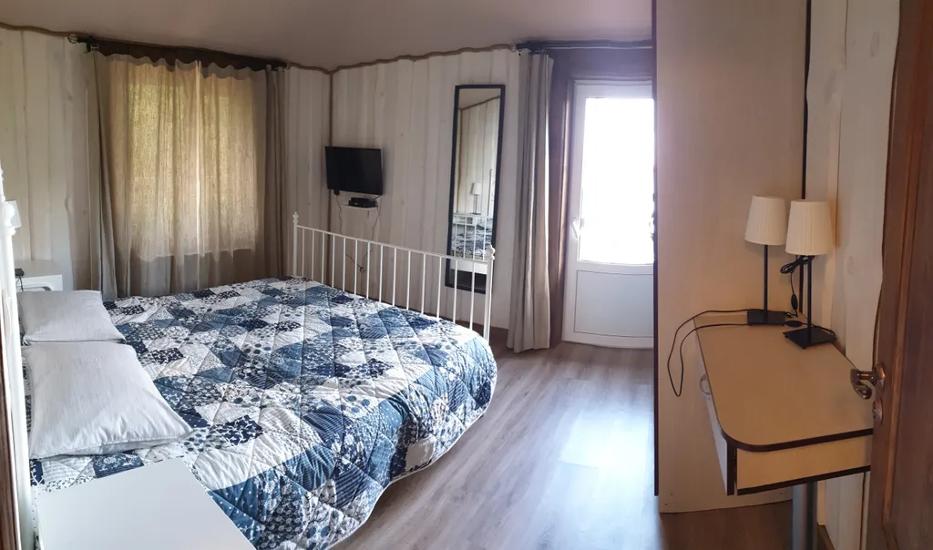 6-комнатный Дом