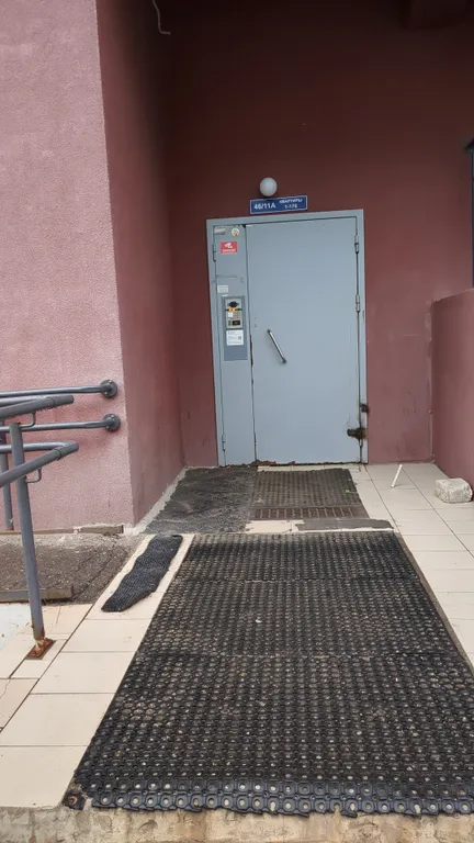 Уютная однокомнатна квартира, шикарный вид из окна