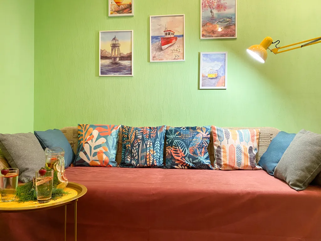 Квартира Квартира Счастье жить в центре Севастополя в яркой квартире с видом на Артбухту — Севастополь