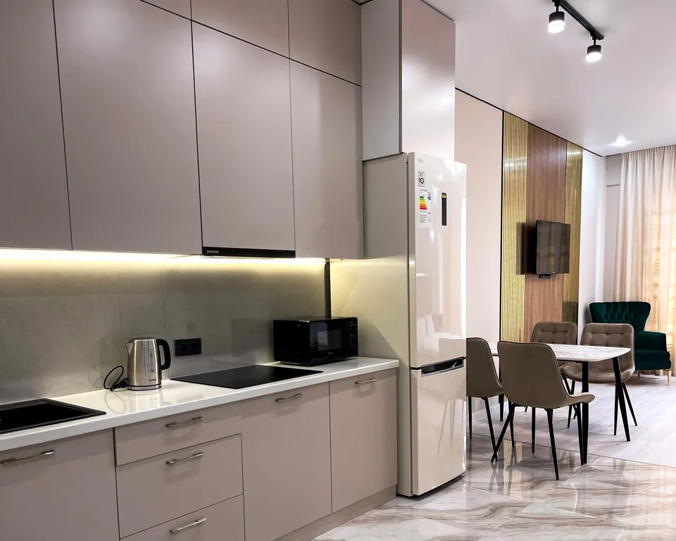 Новейшая квартира ЖК «Меридиан резиденс», центр города & питьевая вода