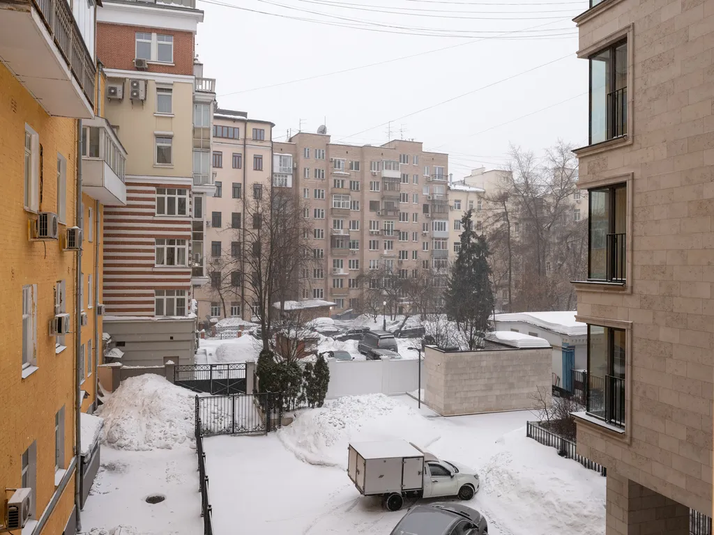 Четверка на Патриках в вишнёвых тонах