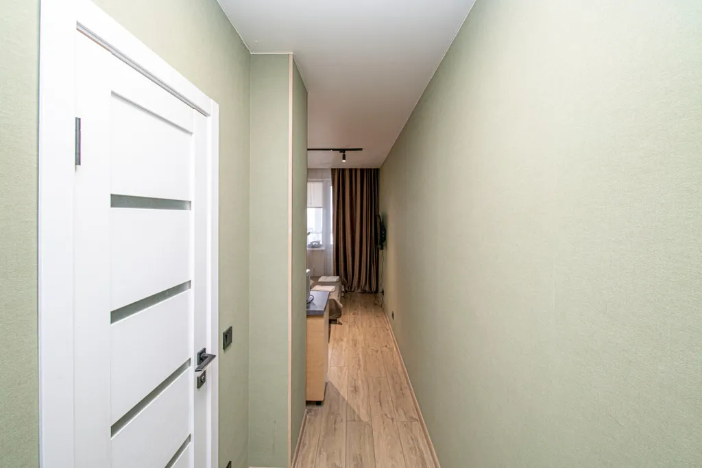 Видовая квартира-студия на 17 этаже рядом с озером