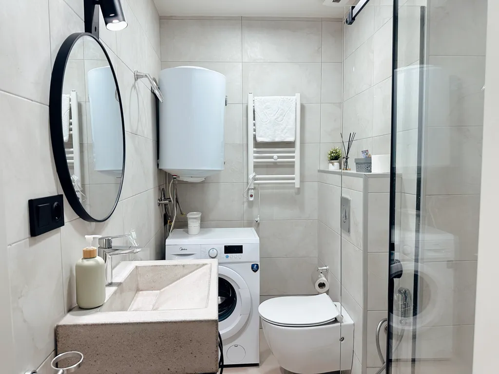 Апартамент на первой линии моря Sea apart Batumi View