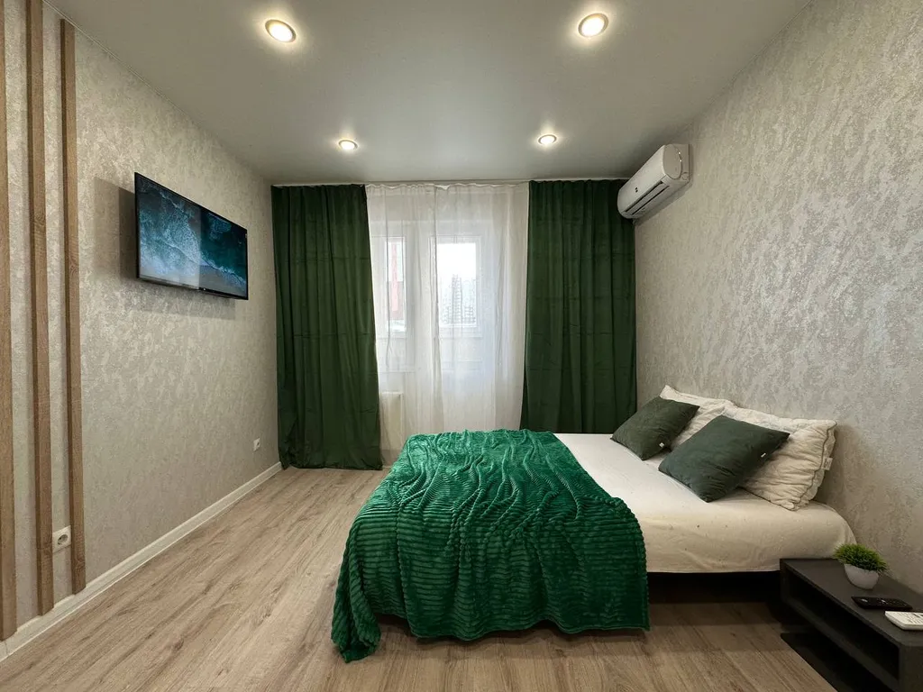 Апартаменты студия ЛайкХоум на Автомобилистов 13 у Города Еды