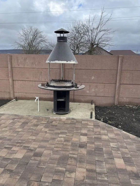 Уютный гостевой дом с бассейном, недалеко от термальных источников