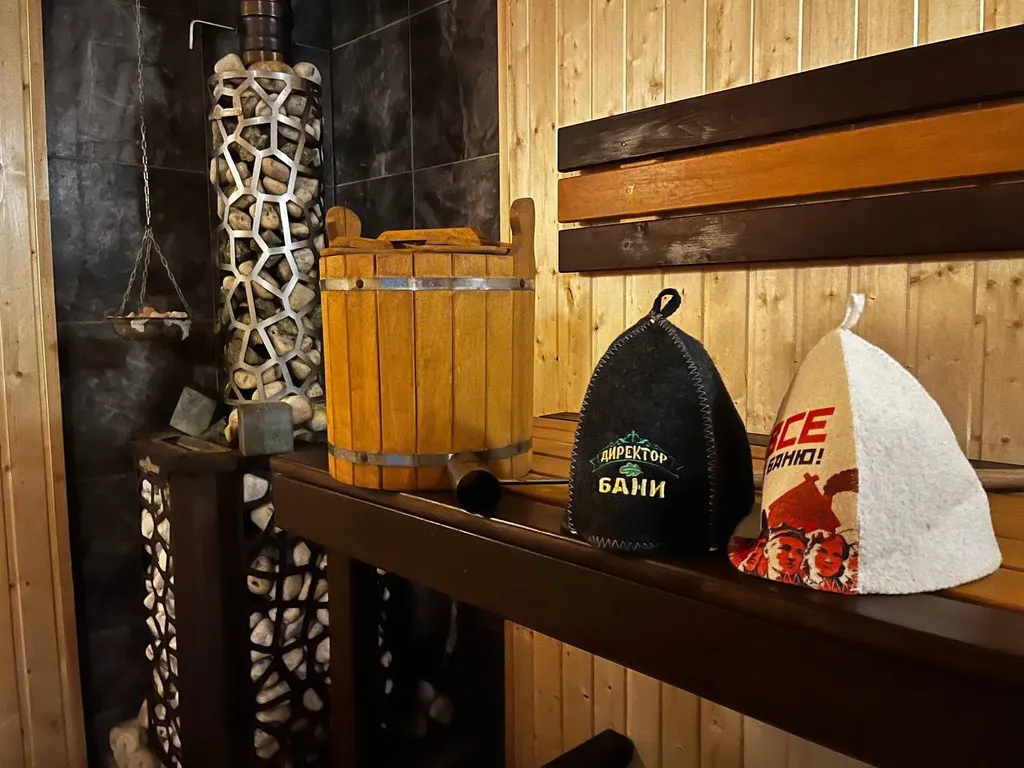 Дом баня с бассейном