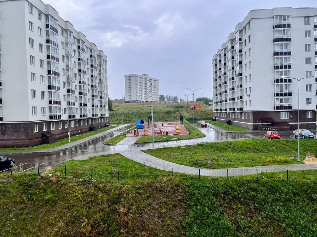 Стильная квартира с пилоном