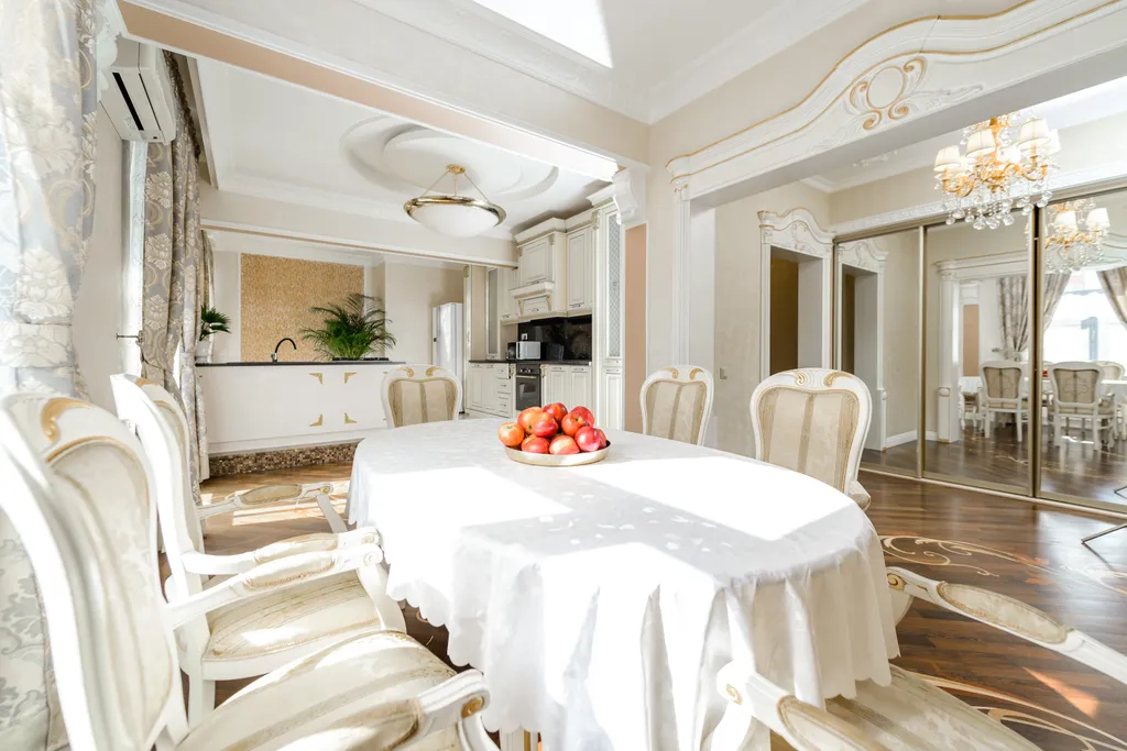 Квартира Версаль, двухэтажная 6-комнатная квартира — Москва