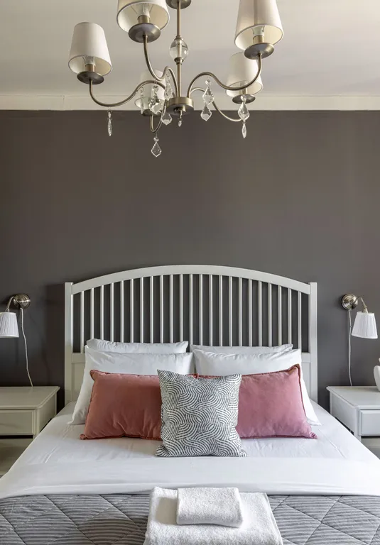 Духкомнатная квартира рядом с метро Электросила