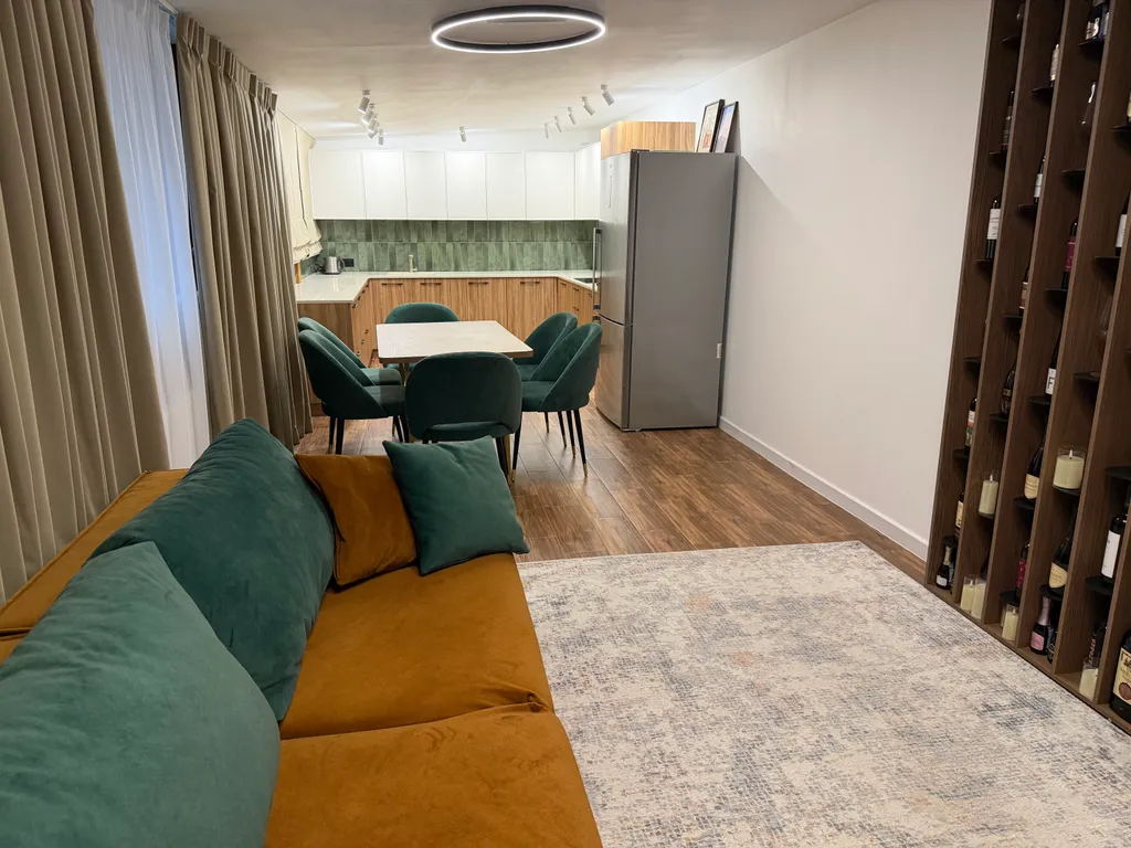 4-комнатный Дом