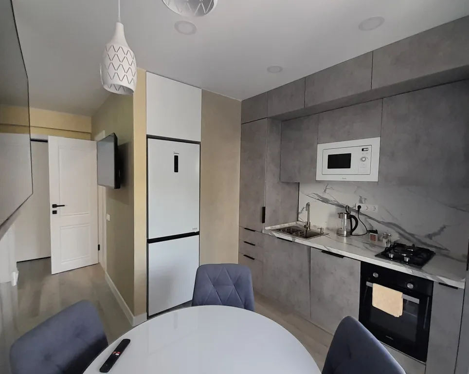 Уютная квартира с балконом в спальном районе