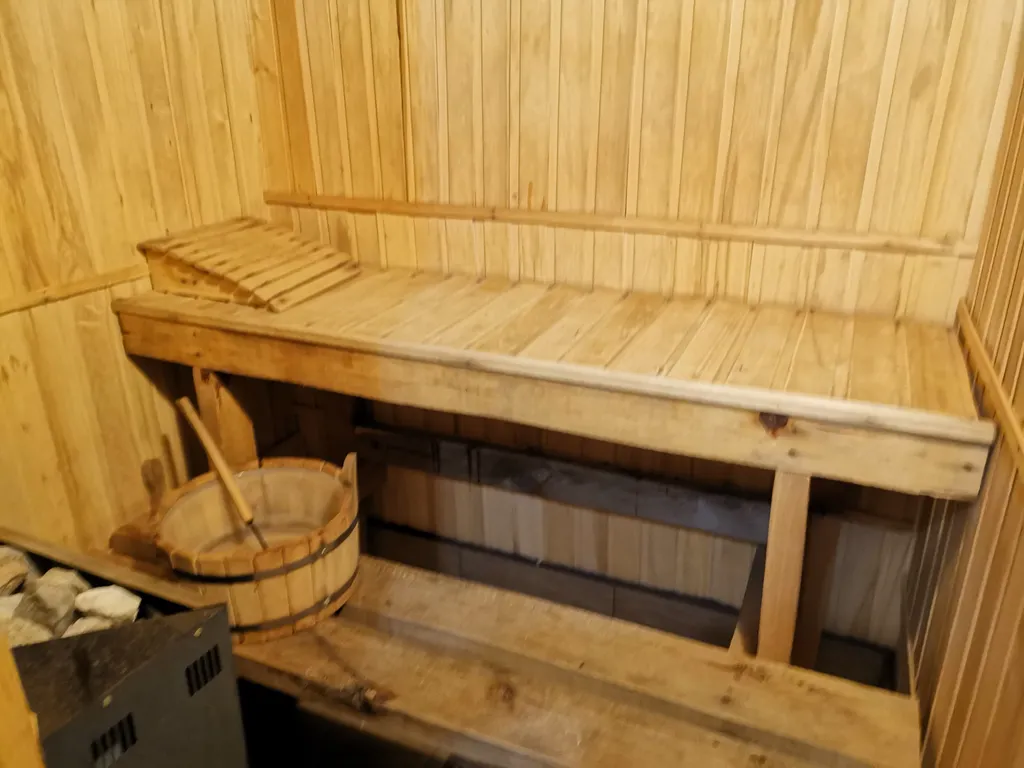 Дом Романтика у реки