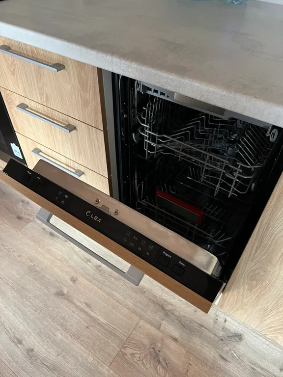 Коттедж Коттедж с 3 спальнями и большой кухней-гостиной у Охта парка — Сярьги