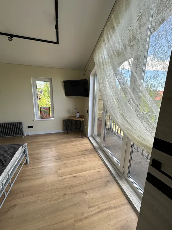 Апартаменты с видом на лес в 10 метрах от озера Банное