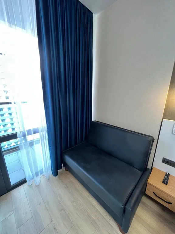 Студия с новым ремонтом в Dar Tower