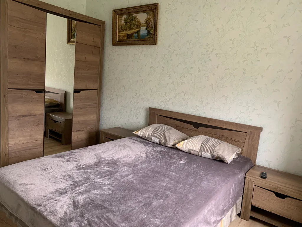 Квартира Двухкомнатный семейный номер со своей кухней — аренда посуточно в Геленджик