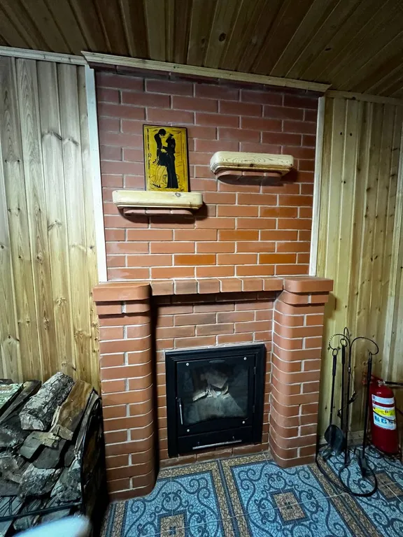 Коттедж Уютный коттедж на берегу озера — Луга