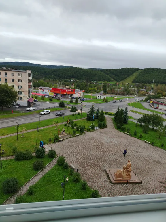 Уютная квартира с видом на пруд