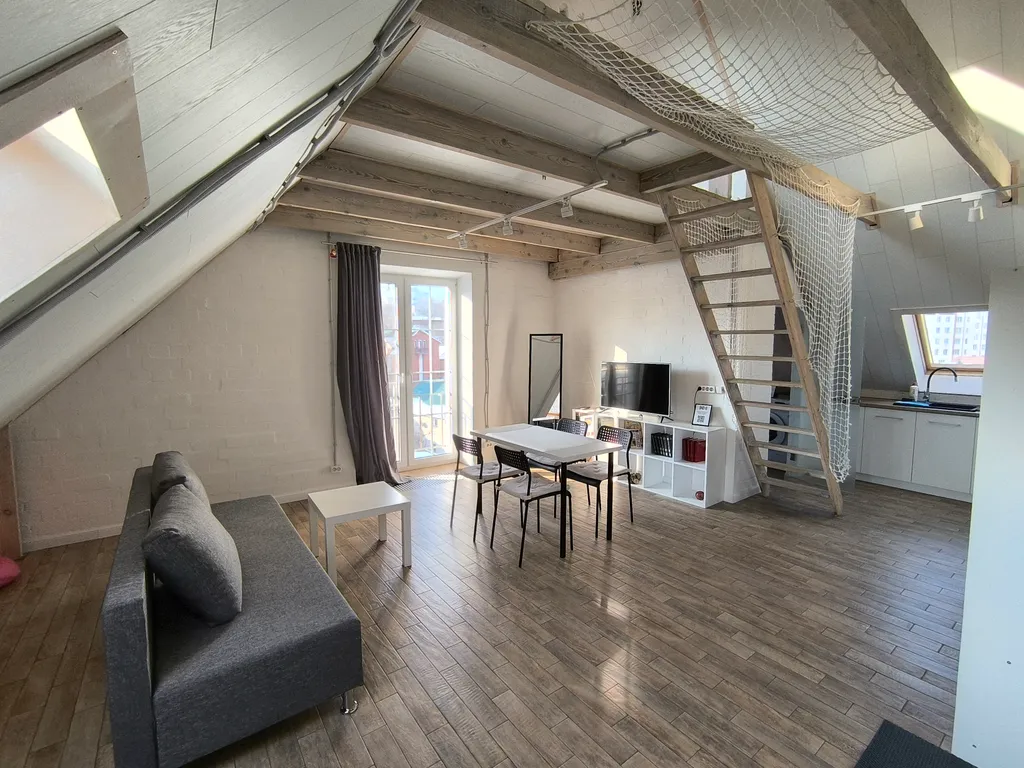 Квартира на мансардном этаже — аренда посуточно в Воронеж