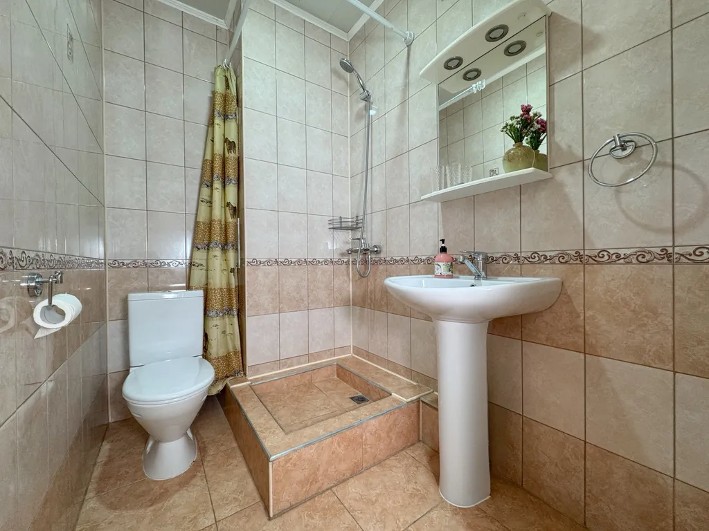 Тенистый номер для самых экономных