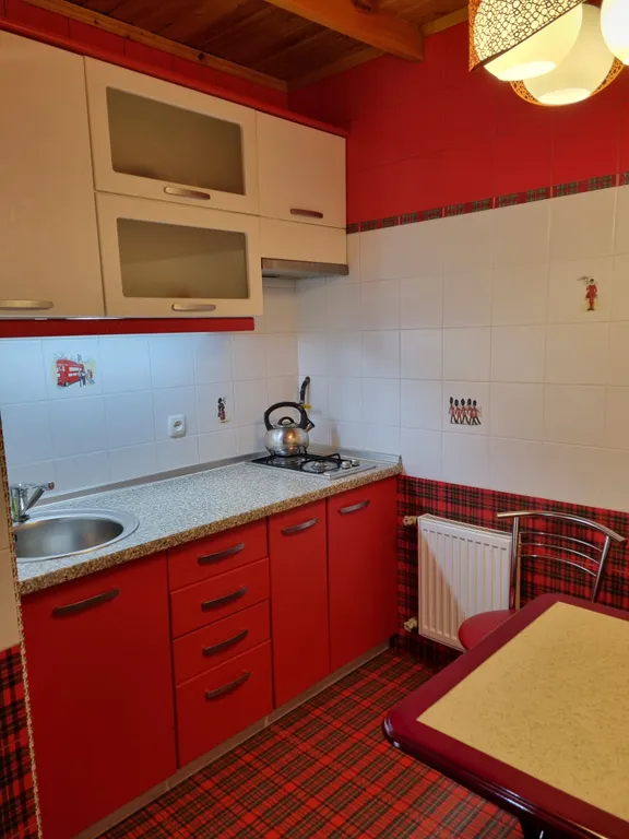 Двухкомнатные апартаменты с отдельным входом и двором