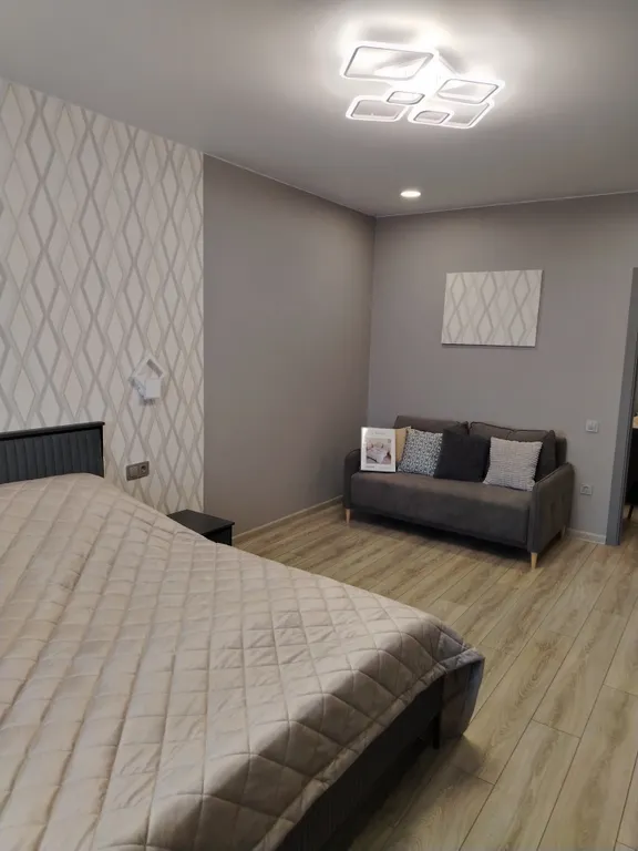 Квартира с новым дизайнерским ремонтом