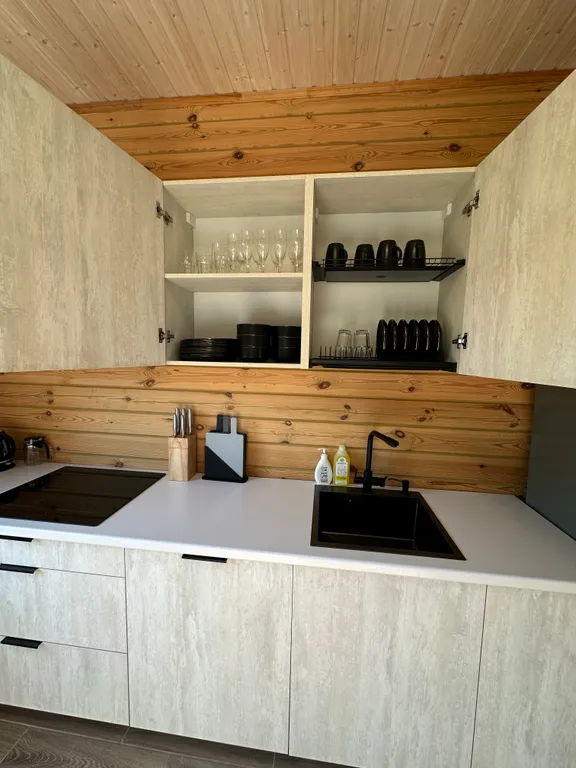 Уютный дом на берегу Горьковского моря