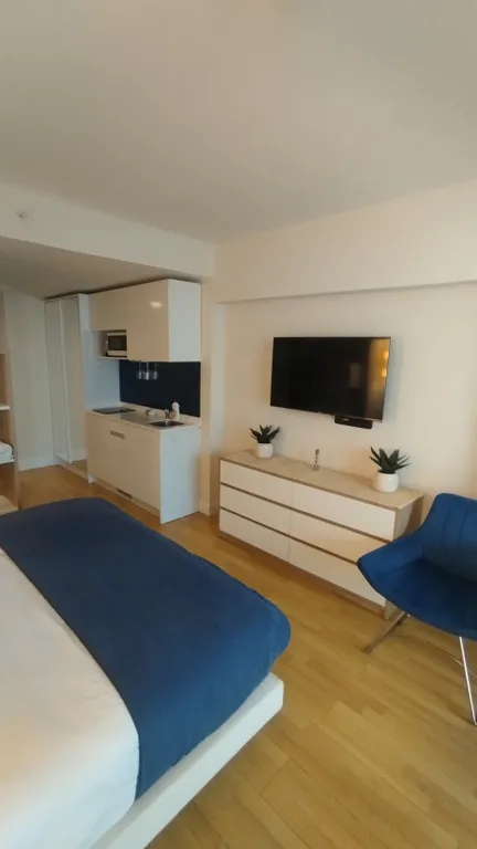 Премиум студия с балконом и видом на море