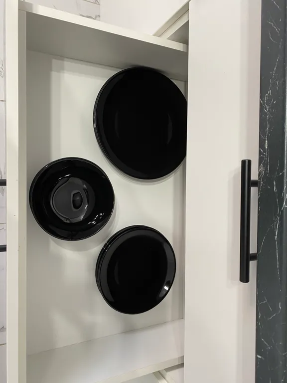 Если нужно на длительный срок бронируйте на сутки обменяемся контактам