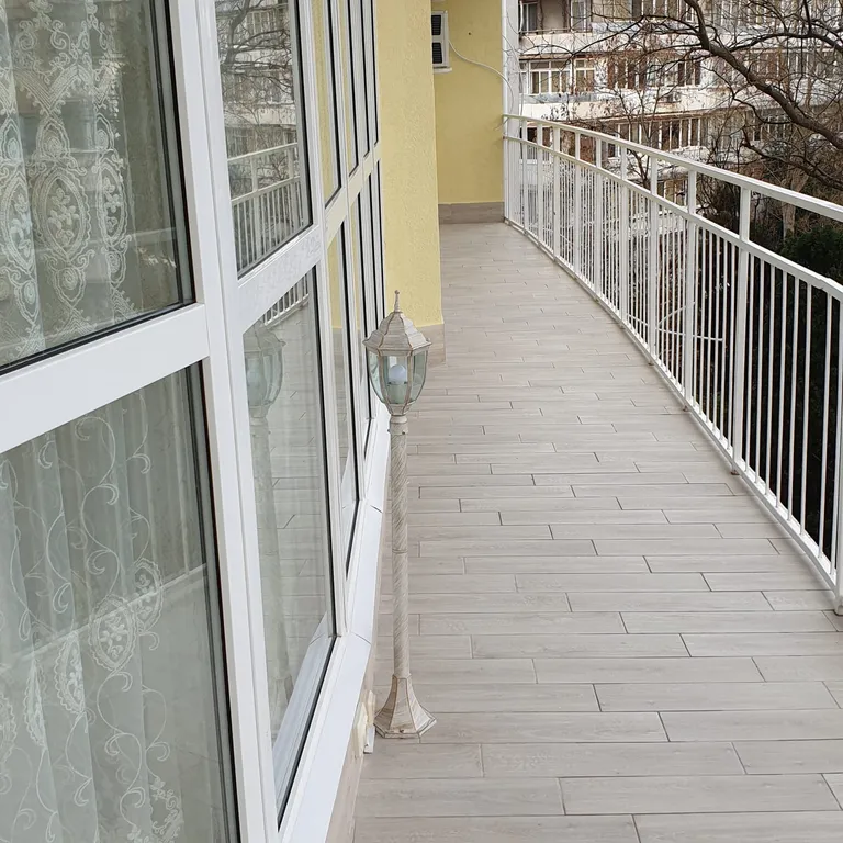 Трёхкомнатная квартира с 3 спальнями