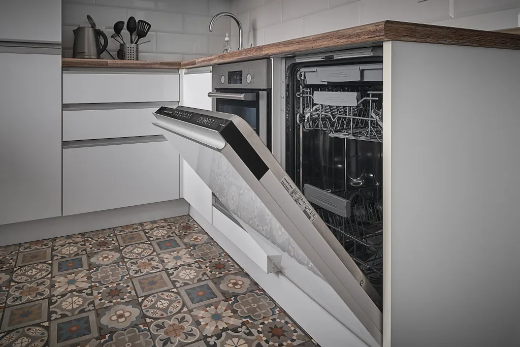 Современная квартира с удобствами и посудомоечной машиной