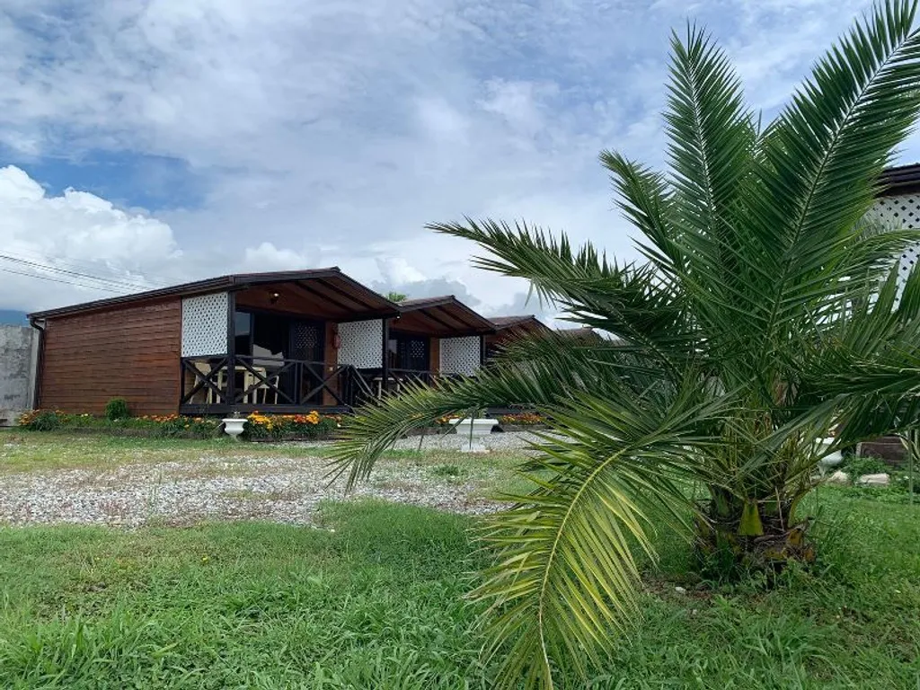 Домик на берегу моря