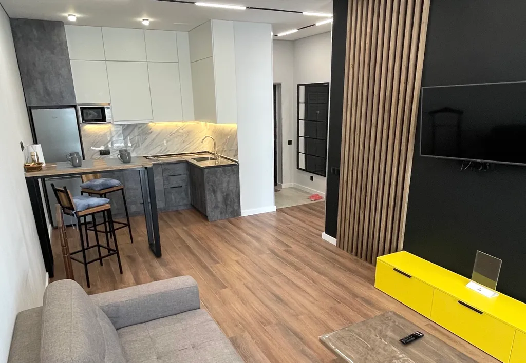 Апартамент лофт Левый берег