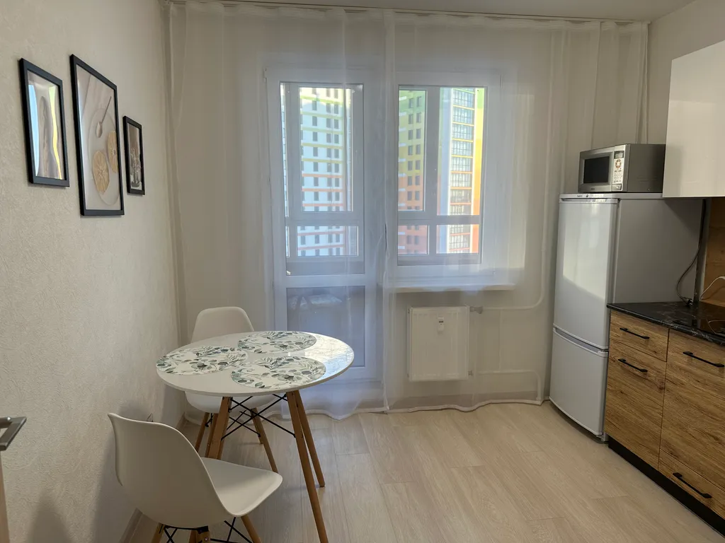 Лазурная - современная 1-комнатная квартира в ЖК Чистые пруды