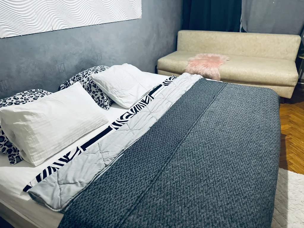 Квартира Уютная двухкомнатная квартира возле метро — Москва