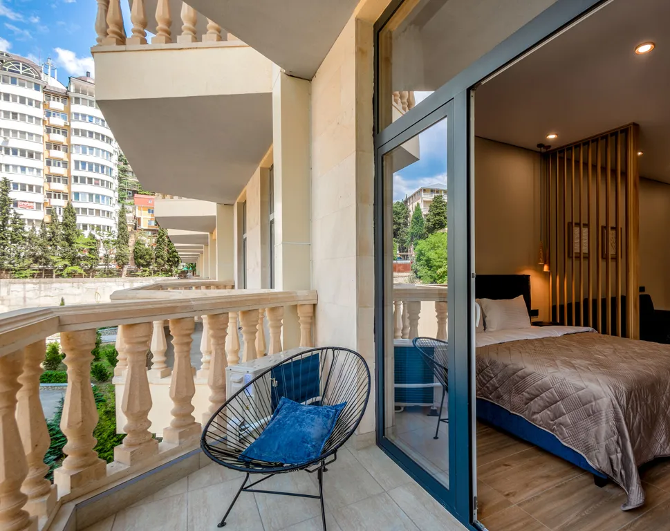 Стильная студия в центре Ялты