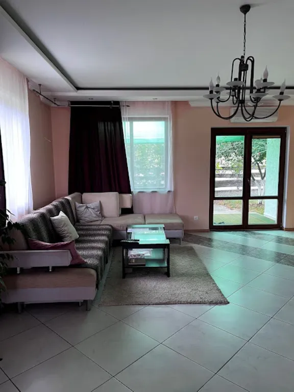 4-комнатный Дом