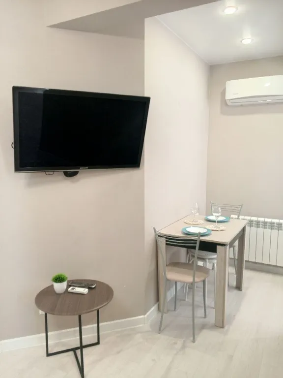 Квартира Квартира с балконом в тихом районе — Адлер