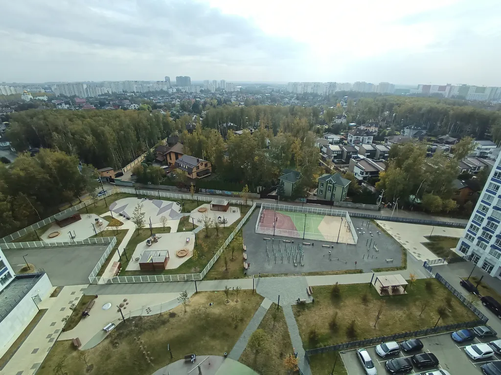 Свежая двушка в шаге от метро