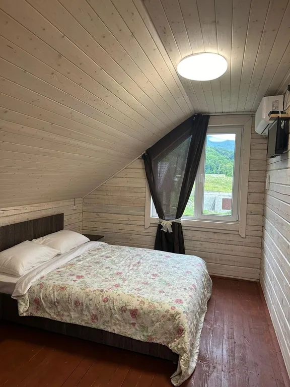 Экодом с видом на горы