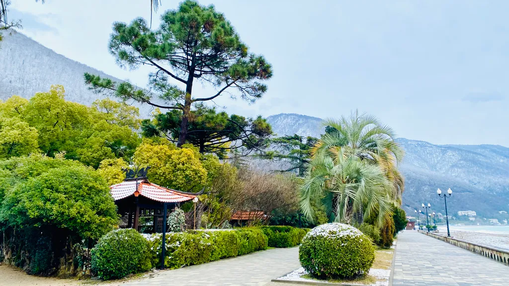 Коттедж Дом Holiday Park — Гагра