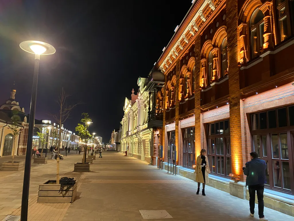 Студия возле музея оружия Шлем