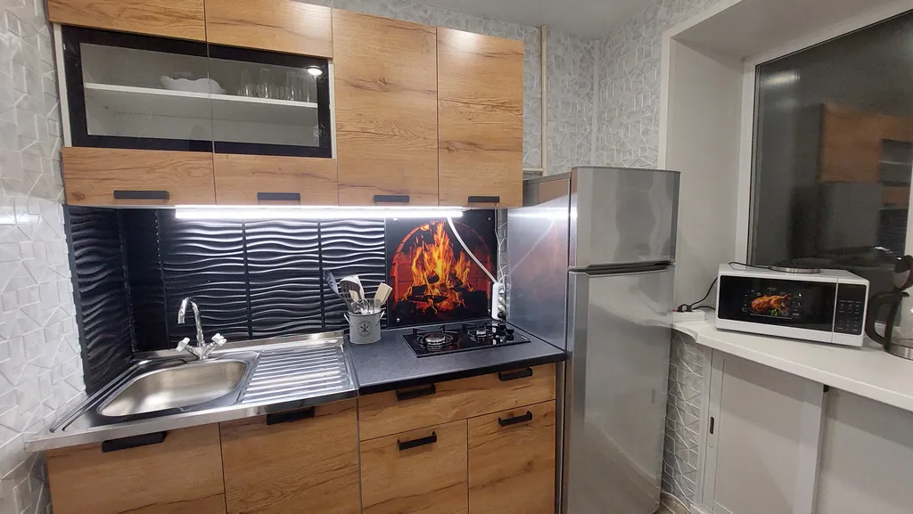 Уютная квартира после ремонта с новой мебелью