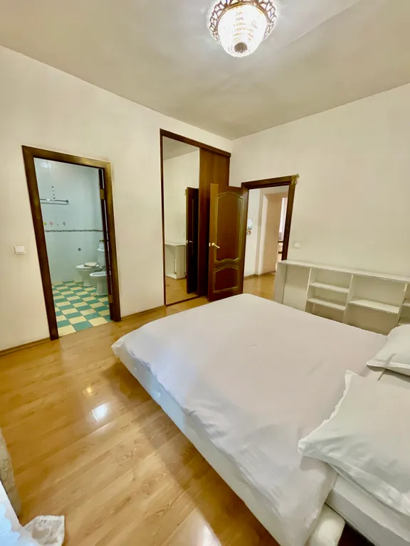 Набережная корааблики дом книги