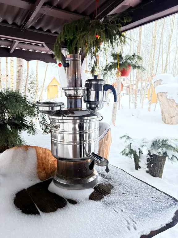 Домик в лесу с баней